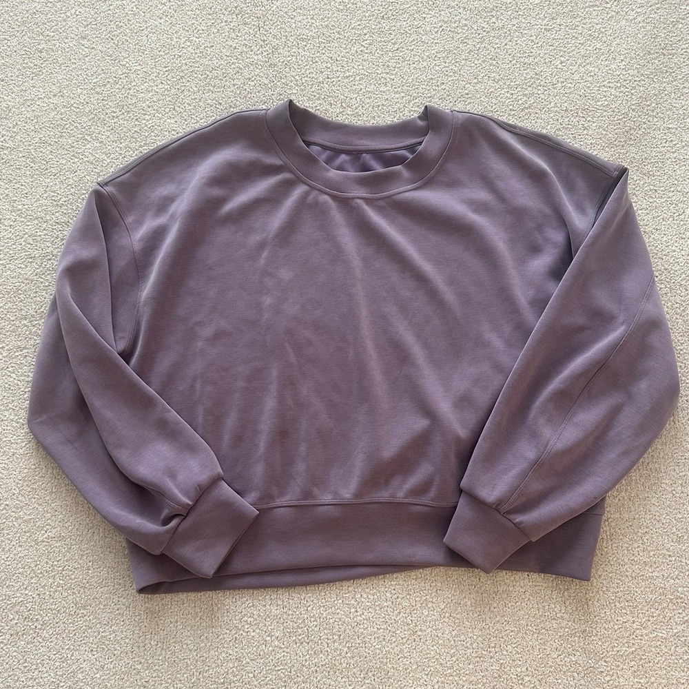 lululemon Perfectly Oversized Cropped Crew size 8 in Dusky Lavendar